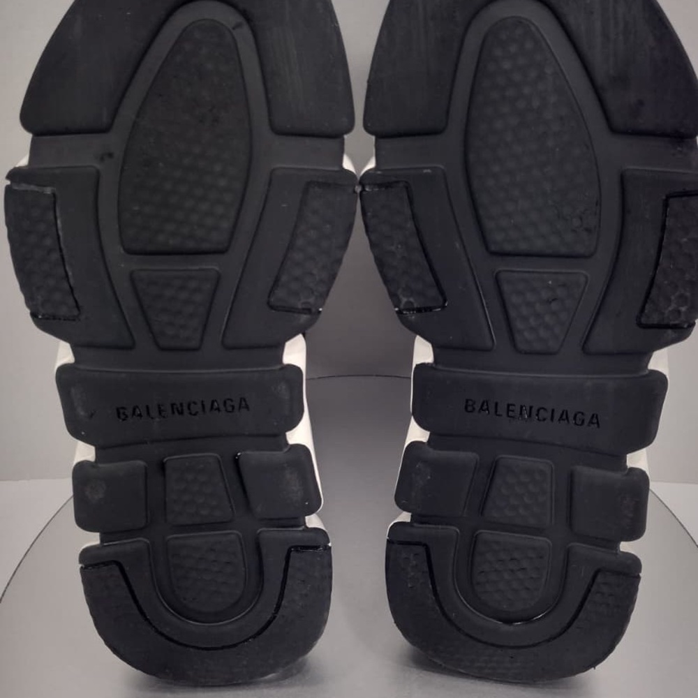 Balenciaga Black Sock Sneakers size 8 pre
Owned Exellent condition - Picture 9 of 14